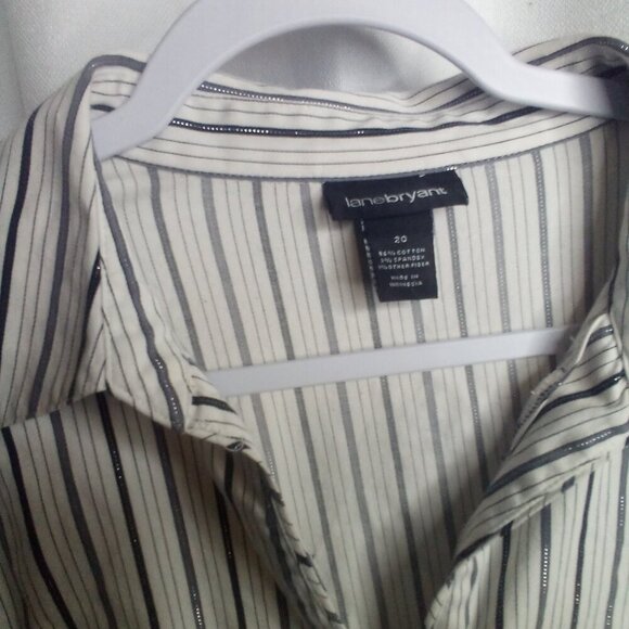 Lane Bryant Blouse 20 Women Button Up Long Sleeve Stripe White Silver Black - Picture 6 of 16
